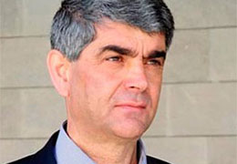 Authorities send Vitaly Balasanyan to rebels as negotiator